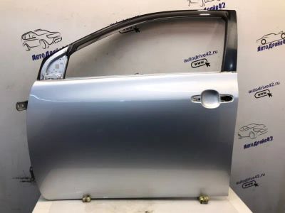 Лот: 24347294. Фото: 1. дверь боковая toyota corolla E150. Двигатель и элементы двигателя