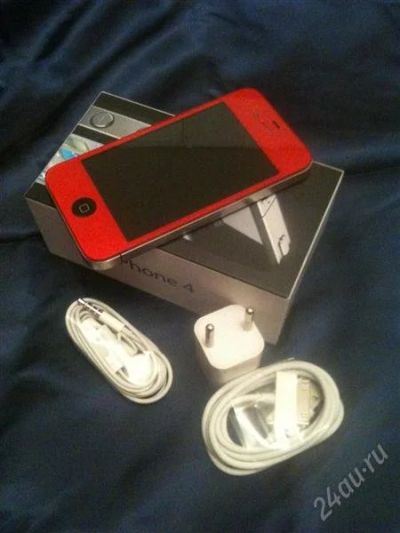 Лот: 1465052. Фото: 1. Apple iPhone 4 16gb Красный, состояние... Смартфоны