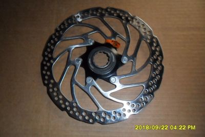 Лот: 12148801. Фото: 1. Ротор Shimano 180 мм. Center Lock... Запчасти