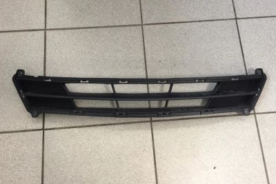 Лот: 11754920. Фото: 1. Решётках в бампер Hyundai Solaris. Кузов