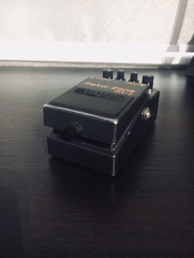 Лот: 10940191. Фото: 1. Гитарная педаль Boss MT-2 Metal... Аксессуары, комплектующие