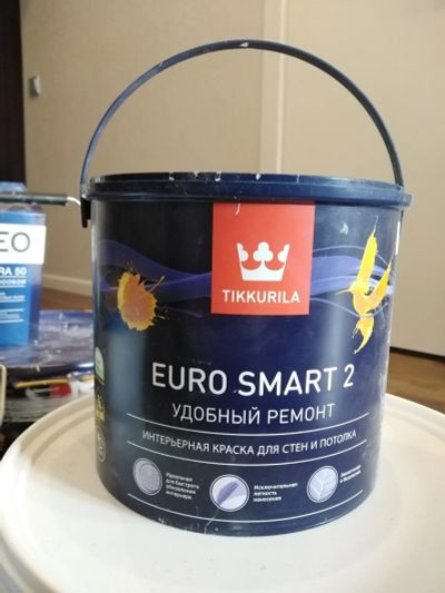 Лот: 15762810. Фото: 1. 2 литра краски Tikkurila Euro... Краски, лаки, растворитель