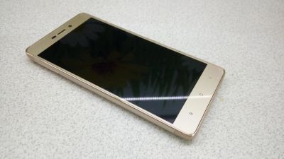 Лот: 15854577. Фото: 1. Xiaomi Redmi 3. Смартфоны