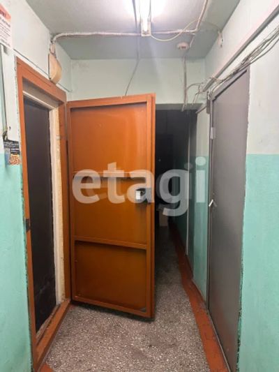 Лот: 25284091. Фото: 1. комната , Красноярск улица Калинина... Квартиры, студии