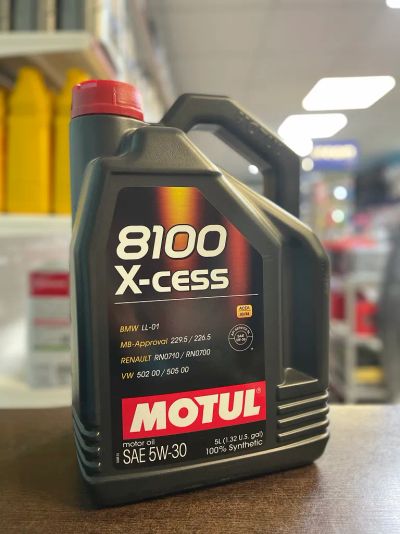 Лот: 20664267. Фото: 1. Motul 5w30 8100 X-Cess 5л. Масла, жидкости