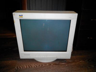 Лот: 6040961. Фото: 1. Монитор ViewSonic E70f. ЭЛТ-мониторы