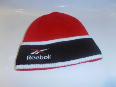 Лот: 8367836. Фото: 1. Шапка Reebok № 3. Головные уборы
