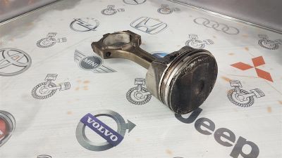Лот: 23591056. Фото: 1. Поршень с шатуном Ford Mondeo... Двигатель и элементы двигателя
