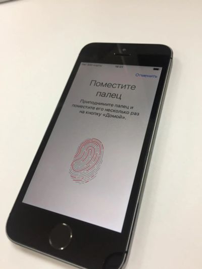 Лот: 9262428. Фото: 1. iPhone 5S 16Гб. РСТ Space Gray. Смартфоны