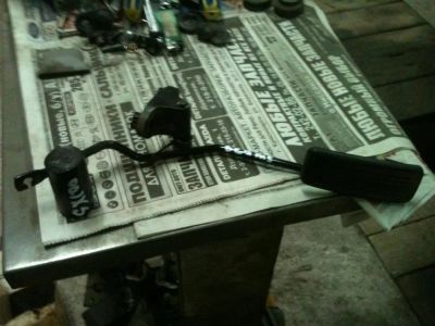 Лот: 4392930. Фото: 1. toyota mark2 gx100 педаль газа. Салон