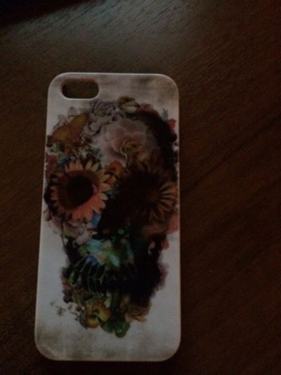 Лот: 4967157. Фото: 1. чехол с черепом для iphone 5 5s. Чехлы, бамперы