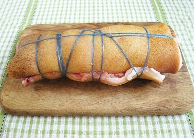 Лот: 7072643. Фото: 1. рулет из сала копчёный. Мясо, птица, яйцо