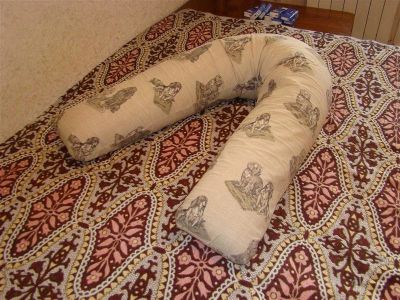 Лот: 2405131. Фото: 1. Ортопедическая подушка-рогалик... Антисептики, защитные средства, медицинские маски