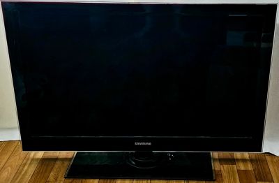 Лот: 23294243. Фото: 1. Телевизор Samsung 40''. Телевизоры