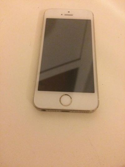 Лот: 8246822. Фото: 1. iPhone 5S. Смартфоны