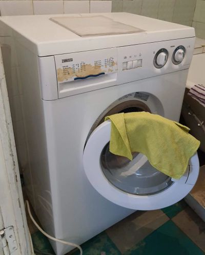 Лот: 17278328. Фото: 1. Стиральная машина Zanussi FLS... Стиральные машины