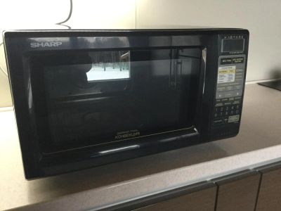Лот: 8830374. Фото: 1. Микроволновая печь SHARP R-877H... Микроволновки, мини-печи