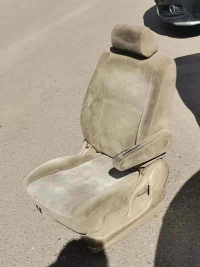 Лот: 25726881. Фото: 1. Авто сиденье. Другое (автозапчасти)