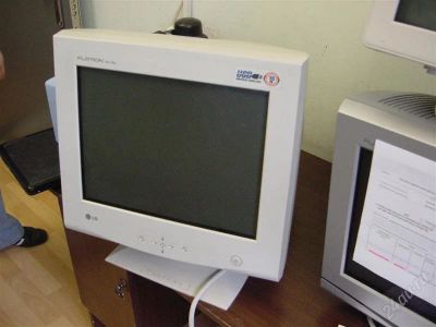 Лот: 1842062. Фото: 1. Монитор LG Flatron 795FT Plus. ЭЛТ-мониторы