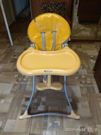 Лот: 14700542. Фото: 1. Стульчик для кормления Graco. Стульчики для кормления