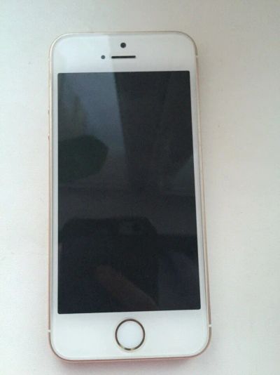 Лот: 6939419. Фото: 1. iPhone 5s 16Gb. Смартфоны