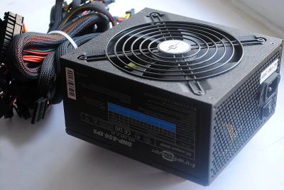 Лот: 2612102. Фото: 1. FinePower DNP-850EPS 800W. Корпуса, блоки питания