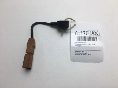 Лот: 20401100. Фото: 1. Датчик детонации Volkswagen Passat... Электрооборудование