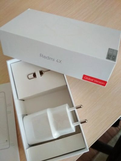 Лот: 11513451. Фото: 1. Xiaomi Redmi 4X Pro Металлический... Смартфоны
