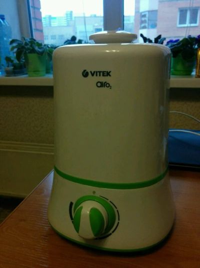 Лот: 12574705. Фото: 1. Увлажнитель воздуха Vitek. Увлажнители и мойки воздуха