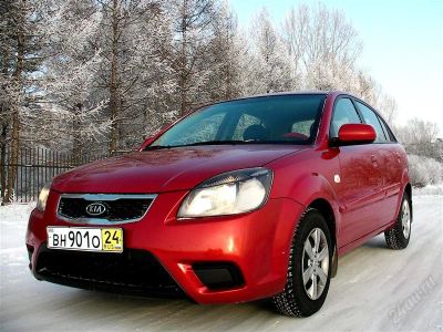 Лот: 2450062. Фото: 1. kia rio 2010 дилерская сиал-авто... Автомобили