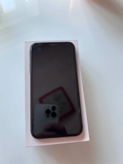 Лот: 18923167. Фото: 1. Apple iPhone 11 64gb в идеальном... Смартфоны