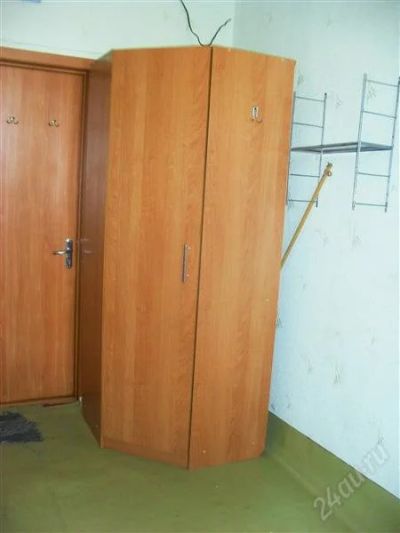 Лот: 1232567. Фото: 1. шаф угловой. очень вместительный. Шкафы, шкафы-купе
