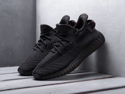 Лот: 14536022. Фото: 1. Кроссовки Adidas Yeezy 350 Boost... Кеды, кроссовки, слипоны