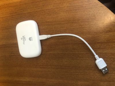 Лот: 15036515. Фото: 1. Wi Fi роутер huawei. Маршрутизаторы (роутеры)