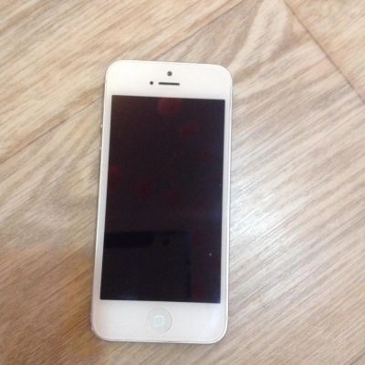 Лот: 7868338. Фото: 1. IPhone 5. Смартфоны