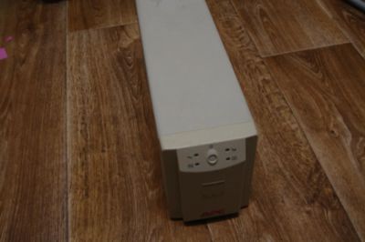 Лот: 6585461. Фото: 1. apc smart ups VA 620 390w. ИБП, аккумуляторы для ИБП