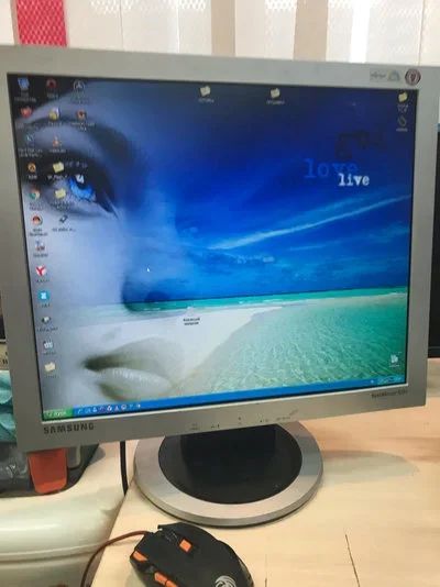 Лот: 17503919. Фото: 1. Монитор Samsung SyncMaster 913v... ЖК-мониторы