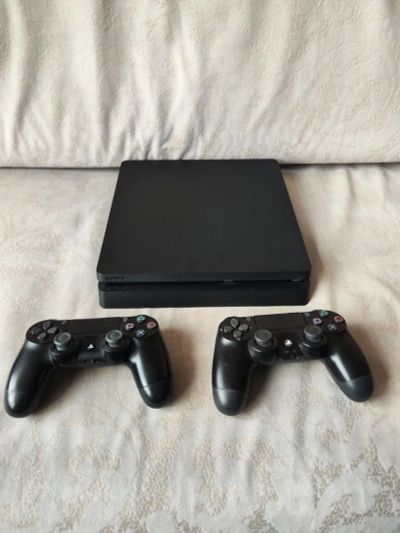 Лот: 20996886. Фото: 1. Sony PS4 slim 500gb Обмен на нож... Игровые приставки, консоли