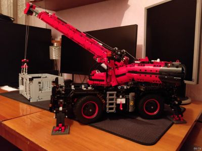 Лот: 14850434. Фото: 1. LEGO Technic 42082 Подъёмный кран... Конструкторы