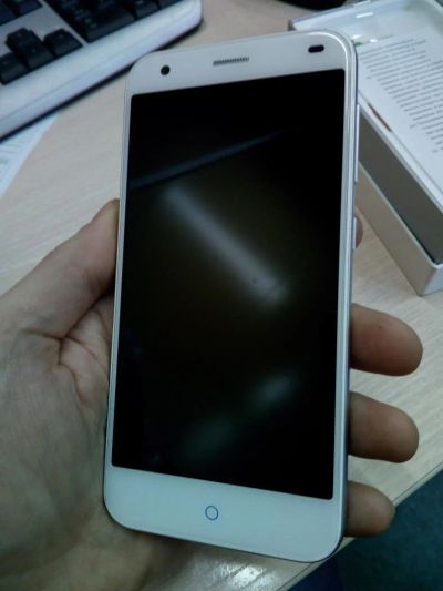 Лот: 9260404. Фото: 1. ZTE Blade S6. Смартфоны