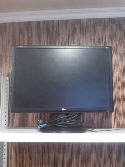 Лот: 5325630. Фото: 1. LG Flatron W2234S 22 дюйма. ЖК-мониторы