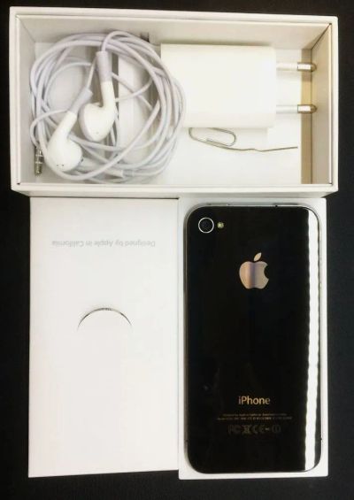 Лот: 20572792. Фото: 1. Iphone 4S A1332. Смартфоны