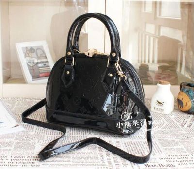 Лот: 3523530. Фото: 1. Сумка Louis Vuitton. Сумки