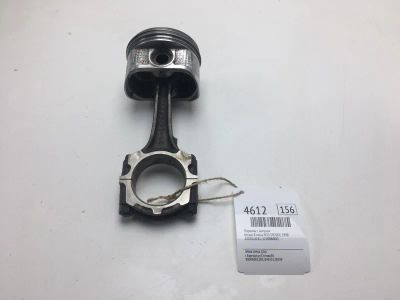 Лот: 20374967. Фото: 1. Поршень с шатуном Nissan R'nessa... Двигатель и элементы двигателя