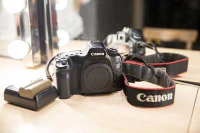 Лот: 7230168. Фото: 1. Фотоаппарат Canon 5D Body. Цифровые зеркальные