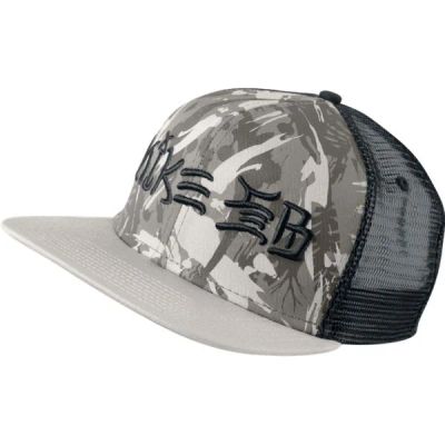 Лот: 7673488. Фото: 1. Кепка NIKE SB lizard camo trucker... Головные уборы