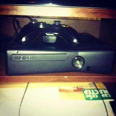 Лот: 3180090. Фото: 1. XBOX 360 - 250 GB. Игровые приставки, консоли