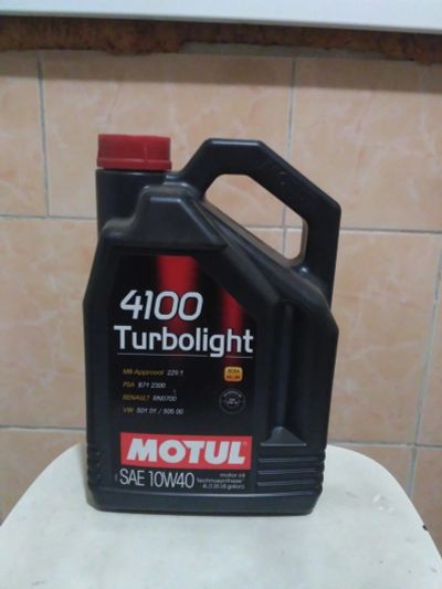 Лот: 13161423. Фото: 1. motul turbolight 10w40. Масла, жидкости