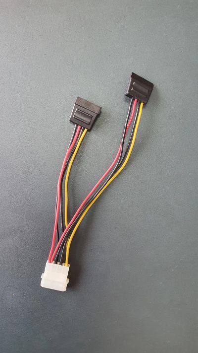 Лот: 18812270. Фото: 1. Переходник питания MOLEX (4pin... Шлейфы, кабели, переходники