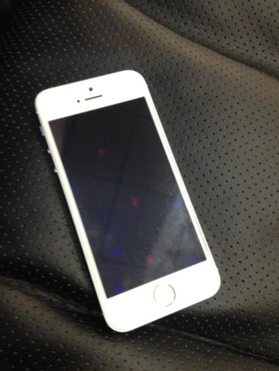 Лот: 7001947. Фото: 1. iPhone 5s. Смартфоны